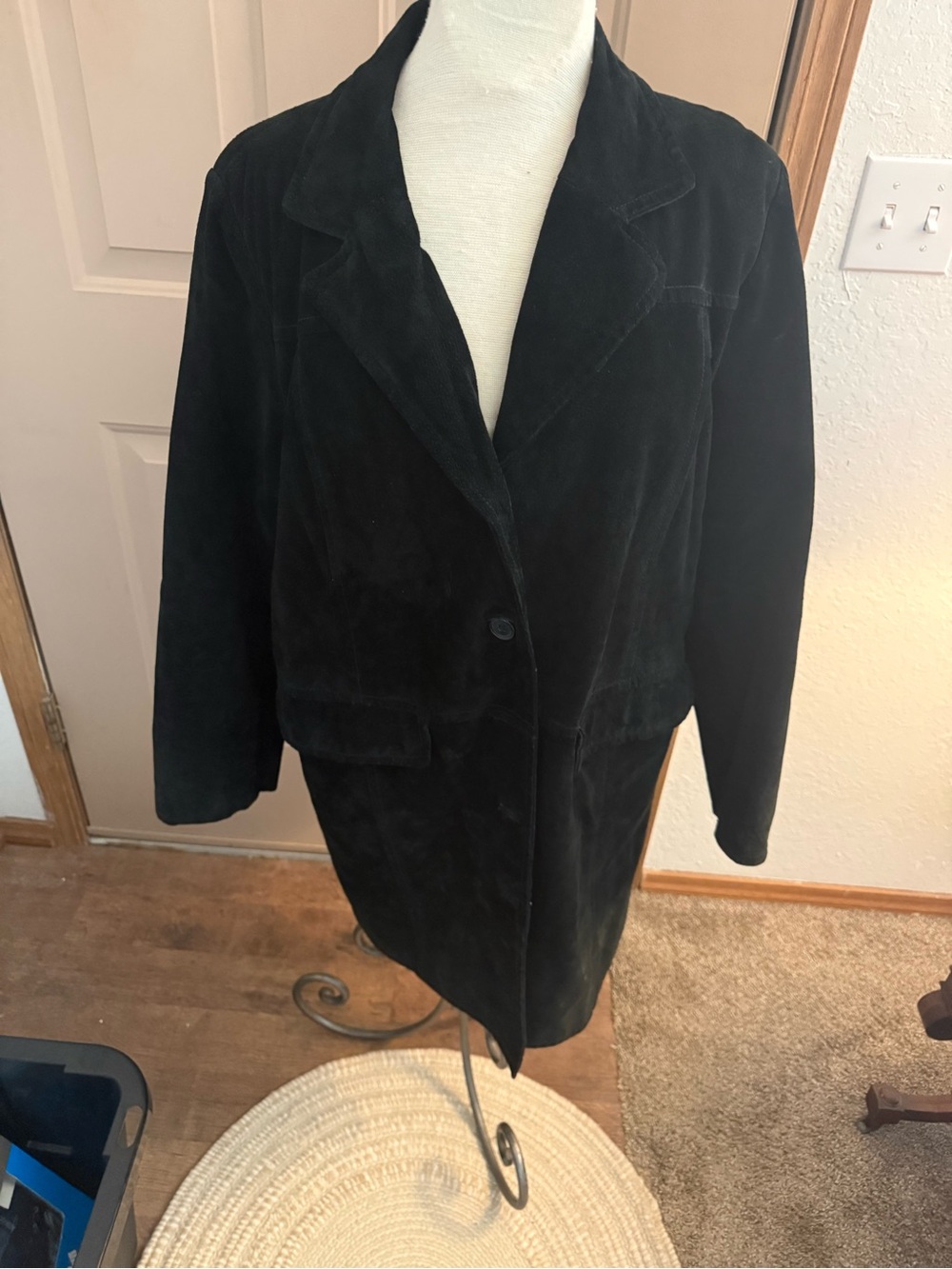 Women's Black Suede Single-Button Trench Coat
